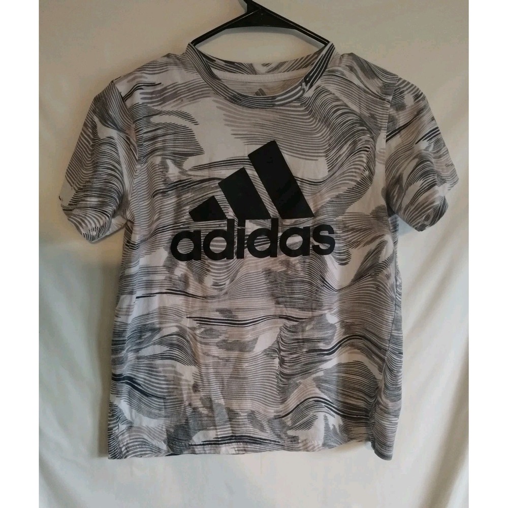 BOYS ADIDAS CAMO ALLOVER PRINT TEE Size Medium 10/12